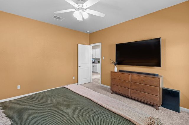 440 Galway Bay LN, Georgetown, TX 78626