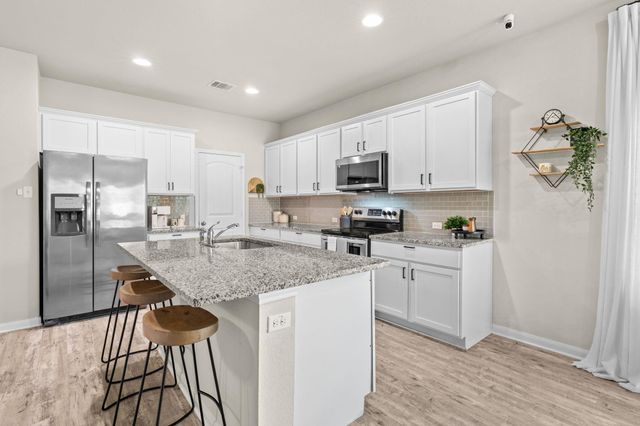 440 Galway Bay LN, Georgetown, TX 78626