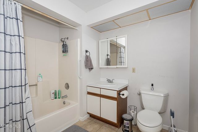4710 Glendale Avenue, 204, Toledo, OH 43614