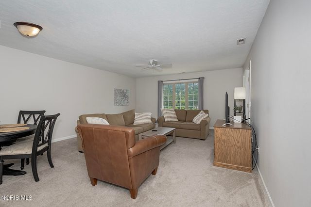 4710 Glendale Avenue, 204, Toledo, OH 43614