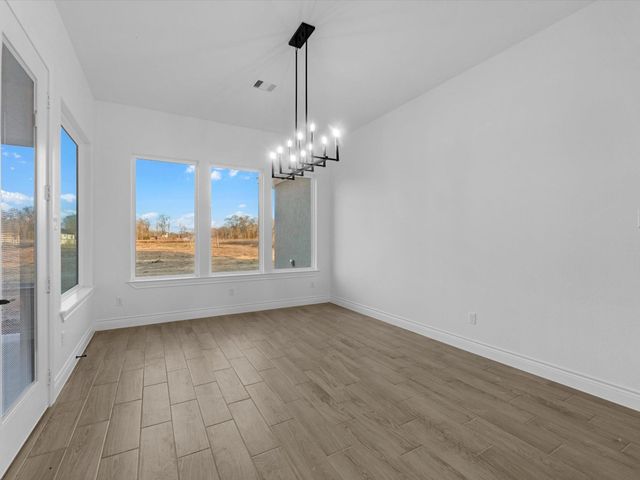 3081 Coastal Dr, Dayton, TX 77535