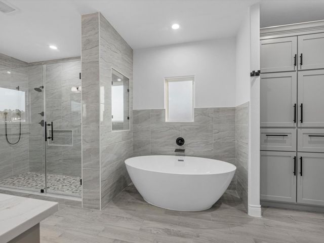 3081 Coastal Dr, Dayton, TX 77535