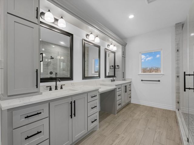 3081 Coastal Dr, Dayton, TX 77535