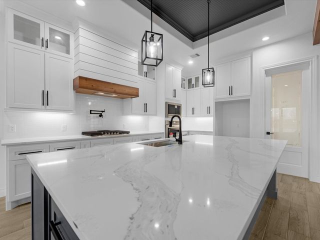 3081 Coastal Dr, Dayton, TX 77535