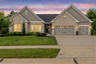 2700 Brook Hill Lane Lane, St Charles, MO 63303