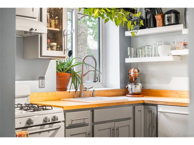 2600 W 42nd Ave, Denver, CO 80211
