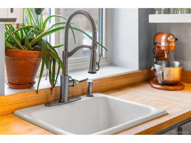 2600 W 42nd Ave, Denver, CO 80211