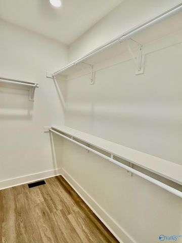 4024 Browns Valley Road, Guntersville, AL 35976