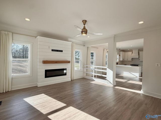 4024 Browns Valley Road, Guntersville, AL 35976