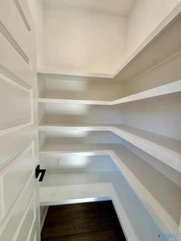 4024 Browns Valley Road, Guntersville, AL 35976