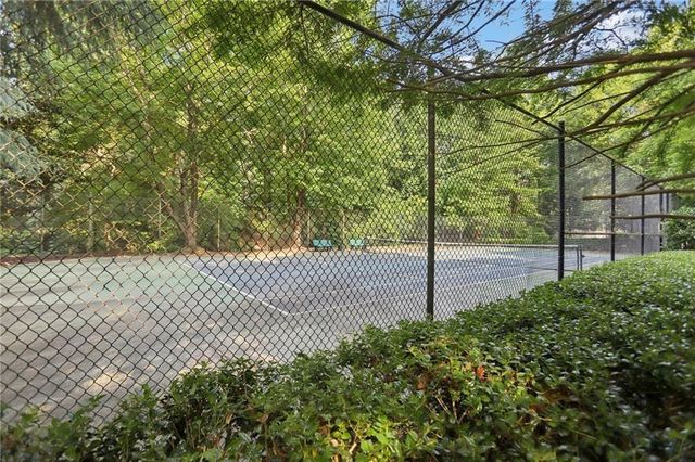 2211 Westchester Ridge, Atlanta, GA 30329