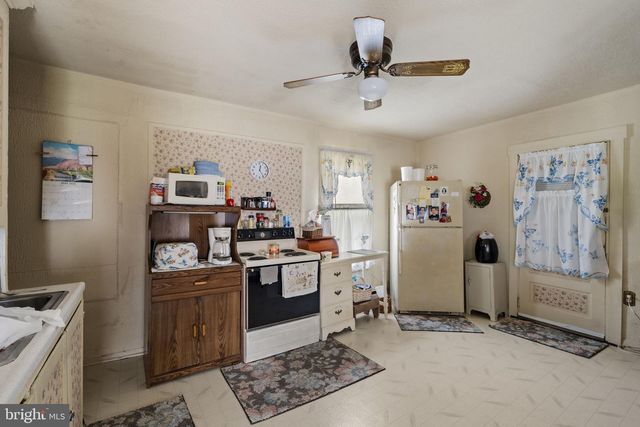 50, 52, & 52-A GROSS ST, Ephrata, PA 17522