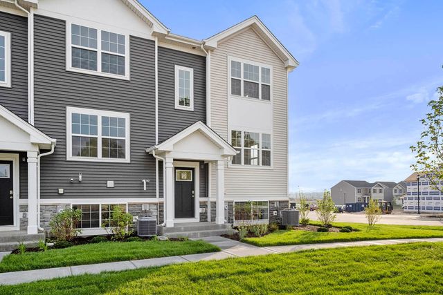 1401 Oakfield Lane, Pingree Grove, IL 60140