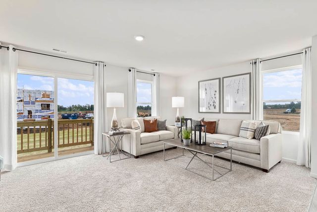 1401 Oakfield Lane, Pingree Grove, IL 60140