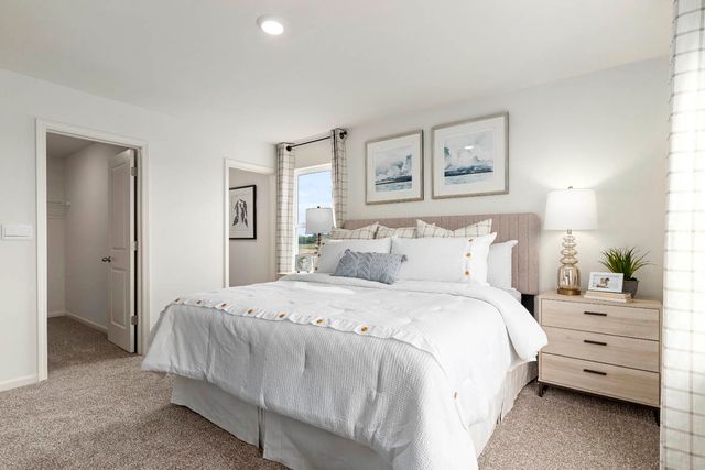 1401 Oakfield Lane, Pingree Grove, IL 60140