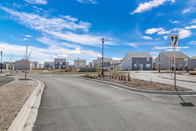 1401 Oakfield Lane, Pingree Grove, IL 60140