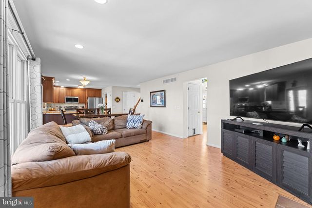 306 SHERWOOD CT N, Souderton, PA 18964