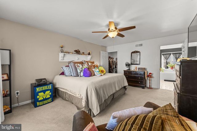 306 SHERWOOD CT N, Souderton, PA 18964