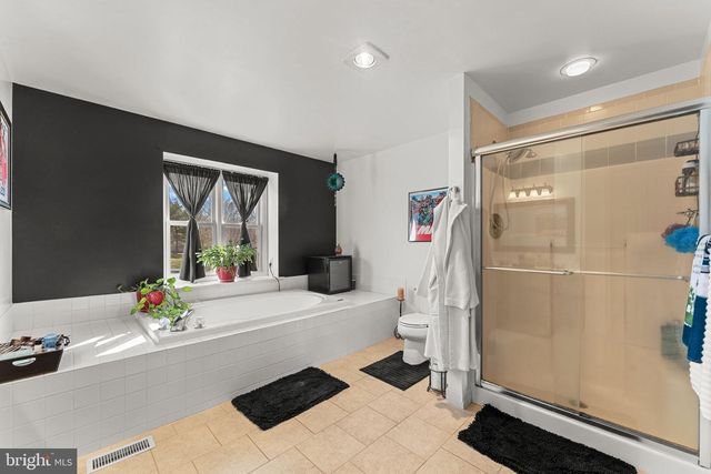 306 SHERWOOD CT N, Souderton, PA 18964