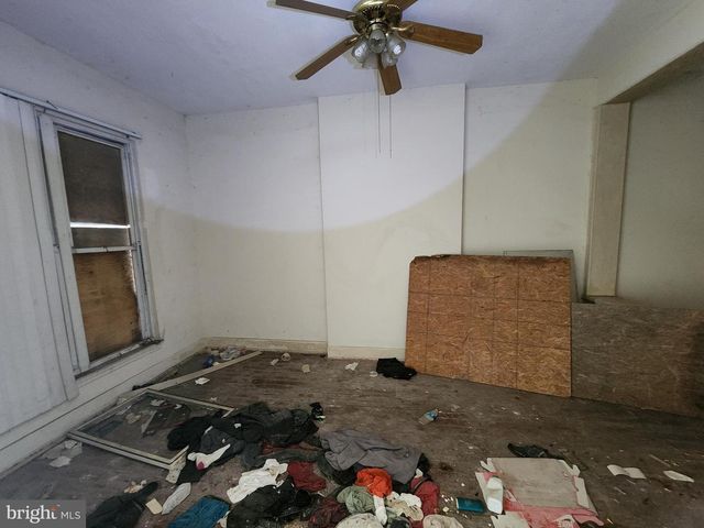 8 N BENTALOU ST, Baltimore, MD 21223