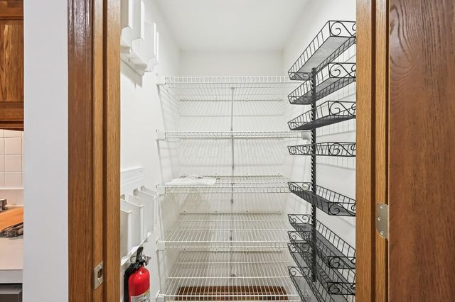 7811 Meadowlark Lane N, Reynoldsburg, OH 43068