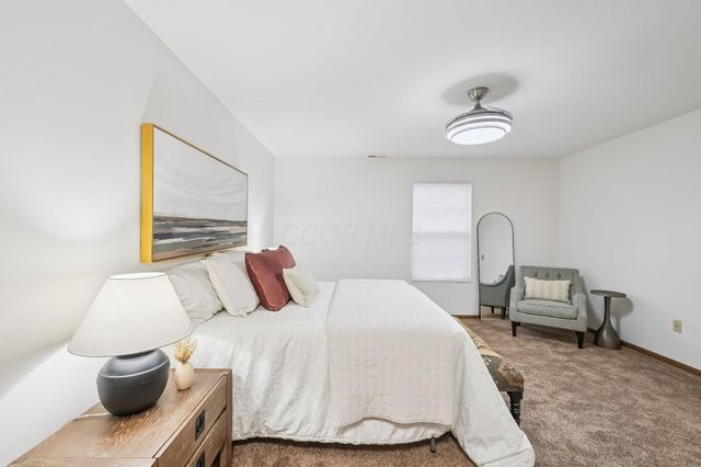 7811 Meadowlark Lane N, Reynoldsburg, OH 43068