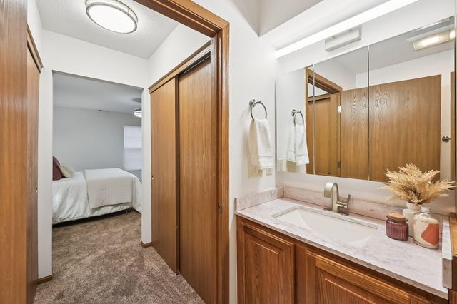 7811 Meadowlark Lane N, Reynoldsburg, OH 43068