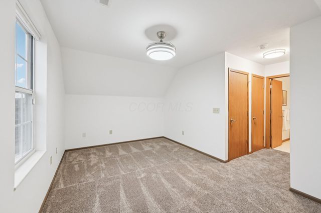 7811 Meadowlark Lane N, Reynoldsburg, OH 43068