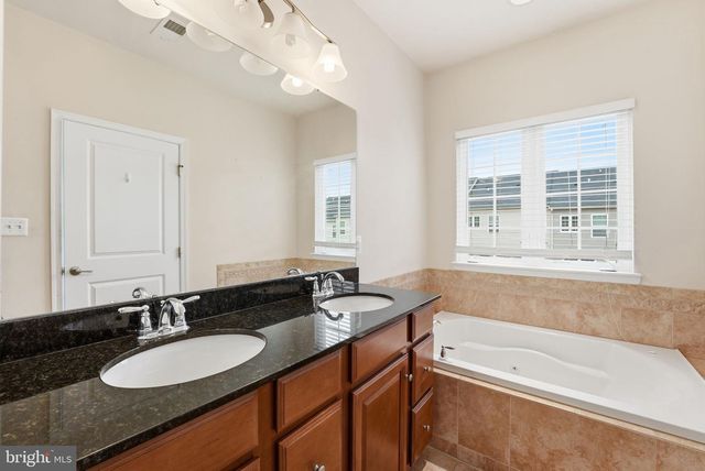607 WAVELAND AVE, Capitol Heights, MD 20743