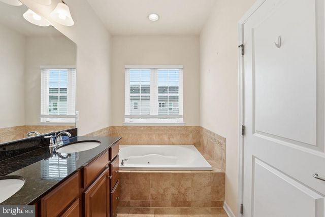 607 WAVELAND AVE, Capitol Heights, MD 20743