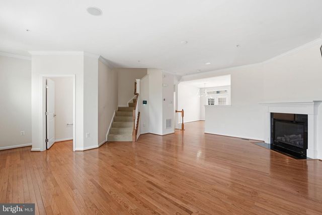 607 WAVELAND AVE, Capitol Heights, MD 20743