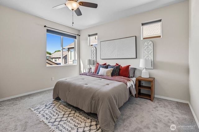 5609 Parkside Drive SE, Lacey, WA 98503