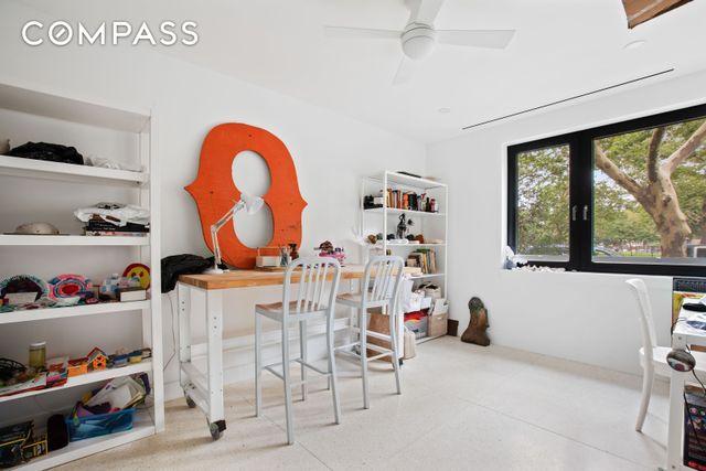 42 Sharon Street, New York City, NY 11211