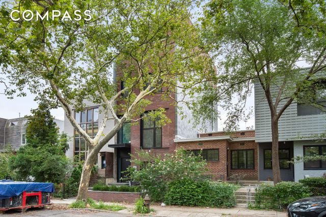 42 Sharon Street, New York City, NY 11211