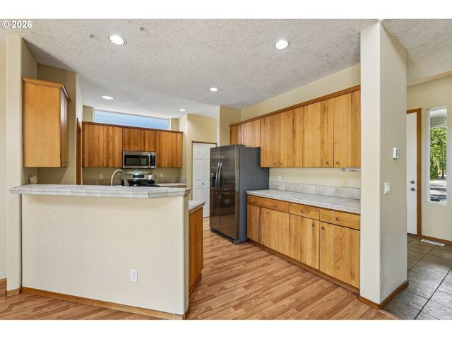 17300 Se 23RD Way, Vancouver, WA 98683