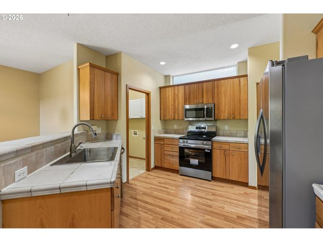 17300 Se 23RD Way, Vancouver, WA 98683