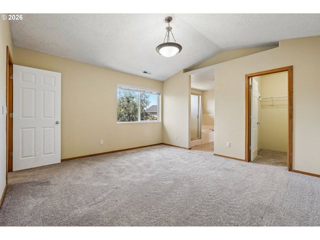 17300 Se 23RD Way, Vancouver, WA 98683