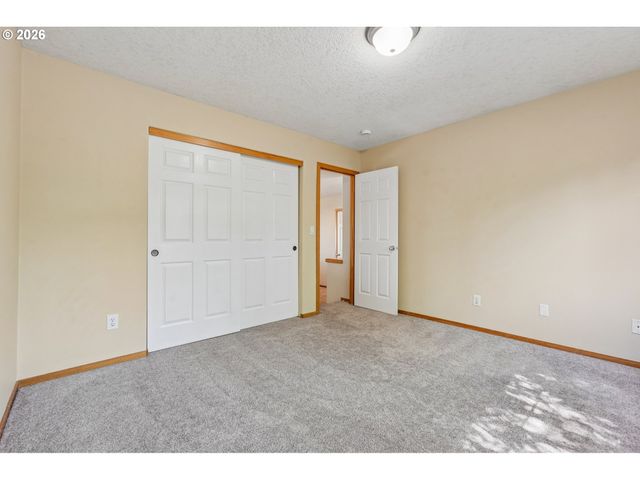 17300 Se 23RD Way, Vancouver, WA 98683