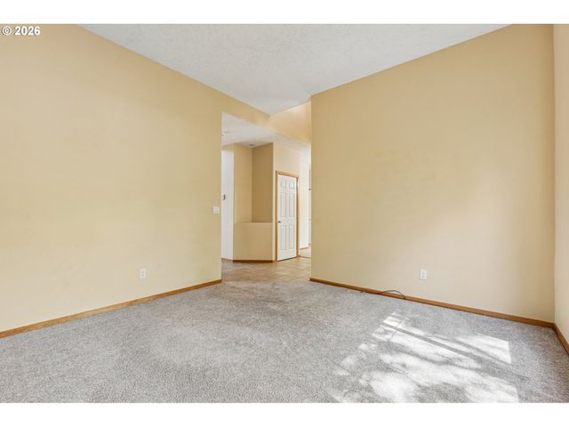 17300 Se 23RD Way, Vancouver, WA 98683
