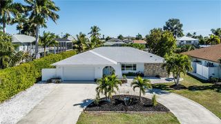 403 Grenada AVE, Naples, FL 34113