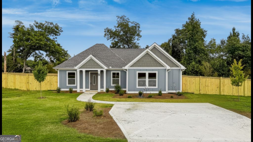 5 Green Road, Griffin, GA 30224