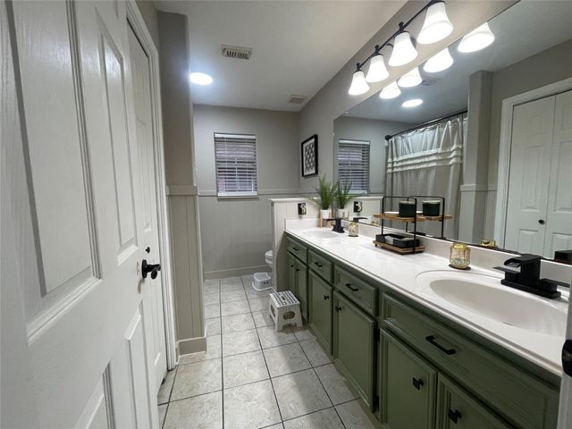 2110 Troon Drive, Alvin, TX 77511
