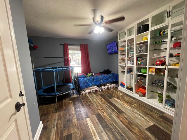 2110 Troon Drive, Alvin, TX 77511