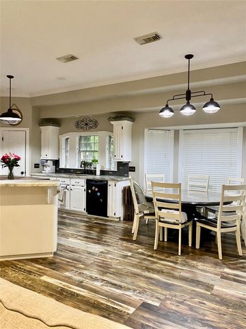 2110 Troon Drive, Alvin, TX 77511