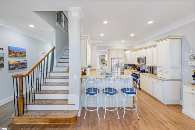 107 Applewood Drive, Greenville, SC 29615
