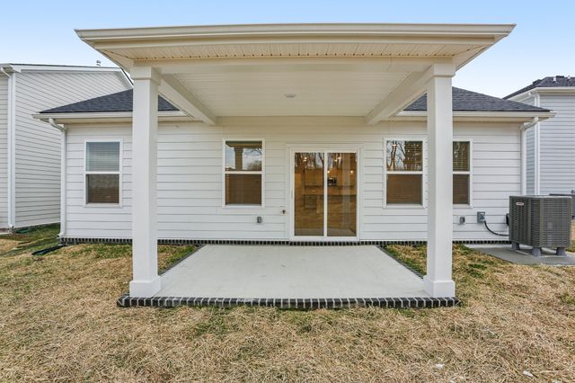 129 Dahlia Dr, La Vergne, TN 37086