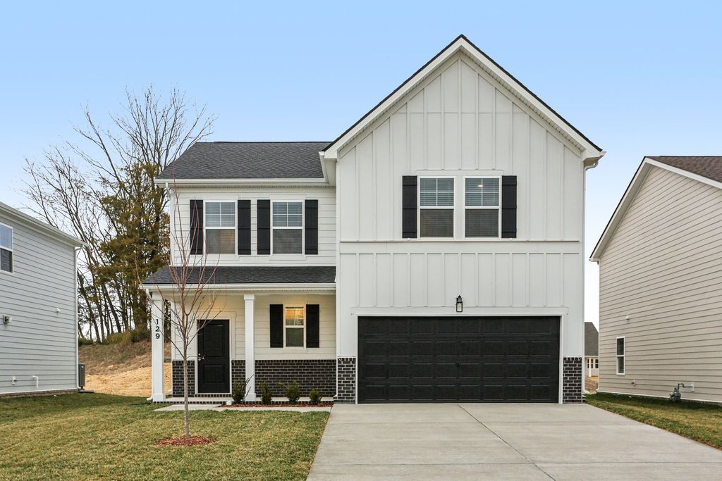 129 Dahlia Dr, La Vergne, TN 37086