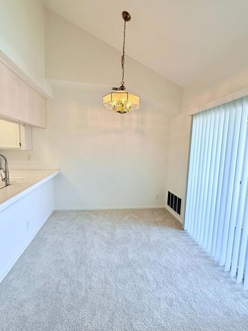 106 Sunnyhills Court, Milpitas, CA 95035