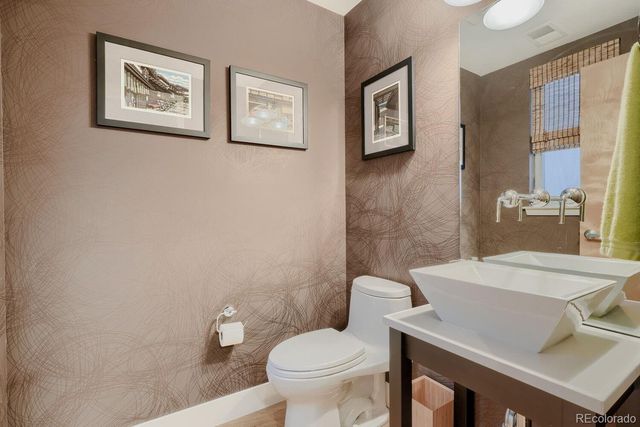 7921 E 29th Avenue, Denver, CO 80238