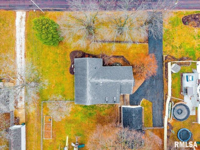 6213 N Saint Marys Road, Peoria, IL 61614